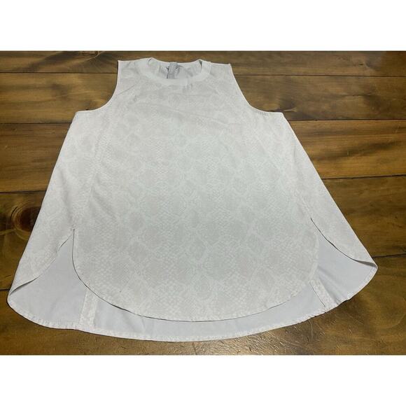 Athleta Womens Zephyr Tank Top Size XS Crew Neck Sleeveless Snake Print Gym - Picture 4 of 9